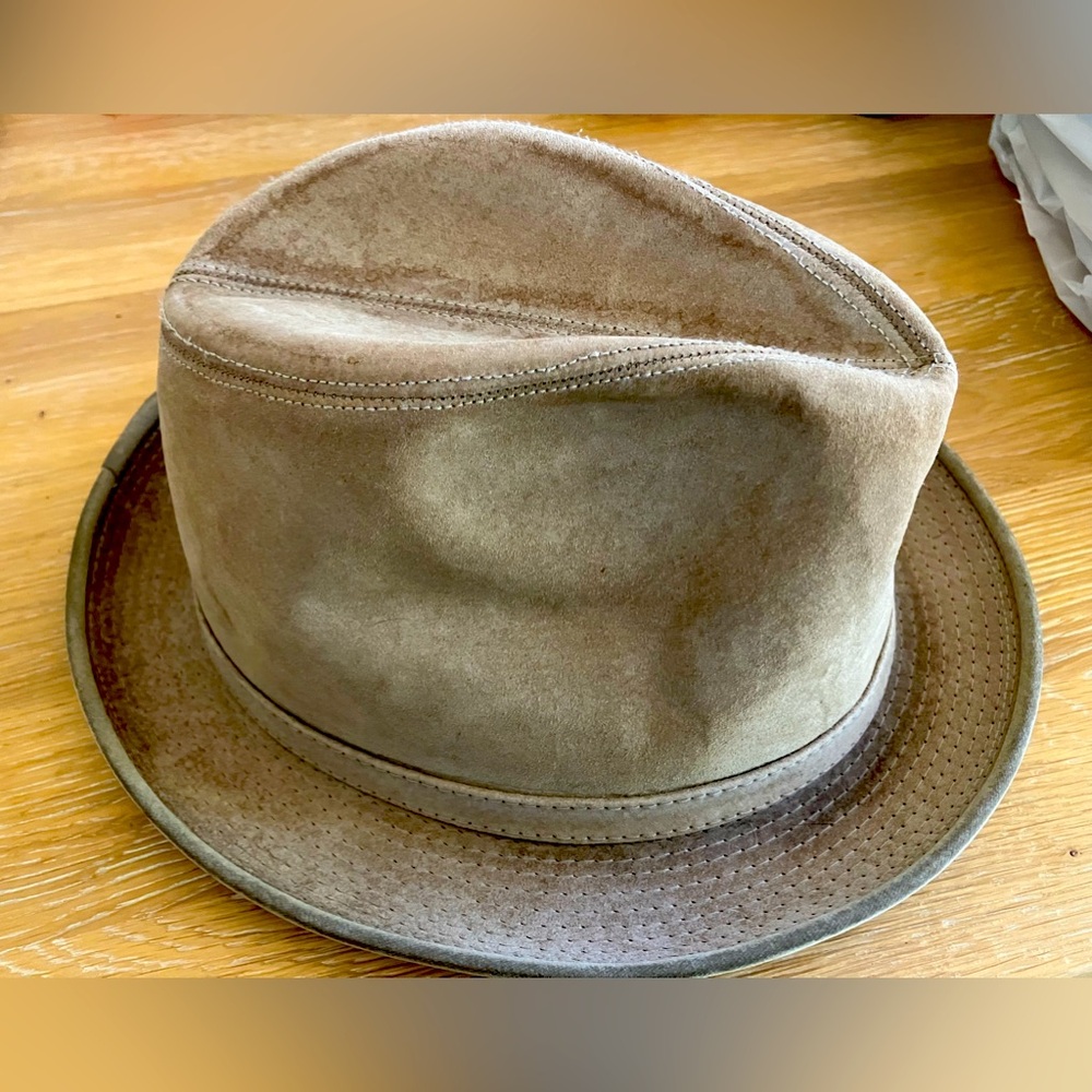 Genuine Leather Dobbs Hat. Vintage Fedora style Men’s size 7 3/8. Fifth Ave, NY